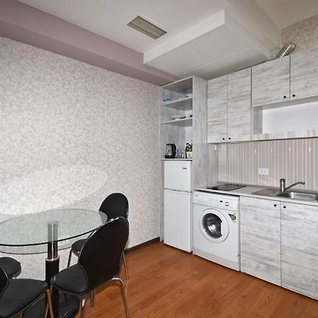 Armenak Apartment No 8, Abovyan Street Erywań Zewnętrze zdjęcie