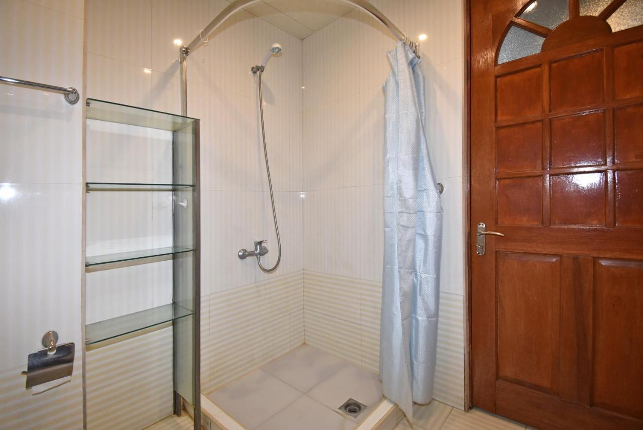 Armenak Apartment No 8, Abovyan Street Erywań Zewnętrze zdjęcie